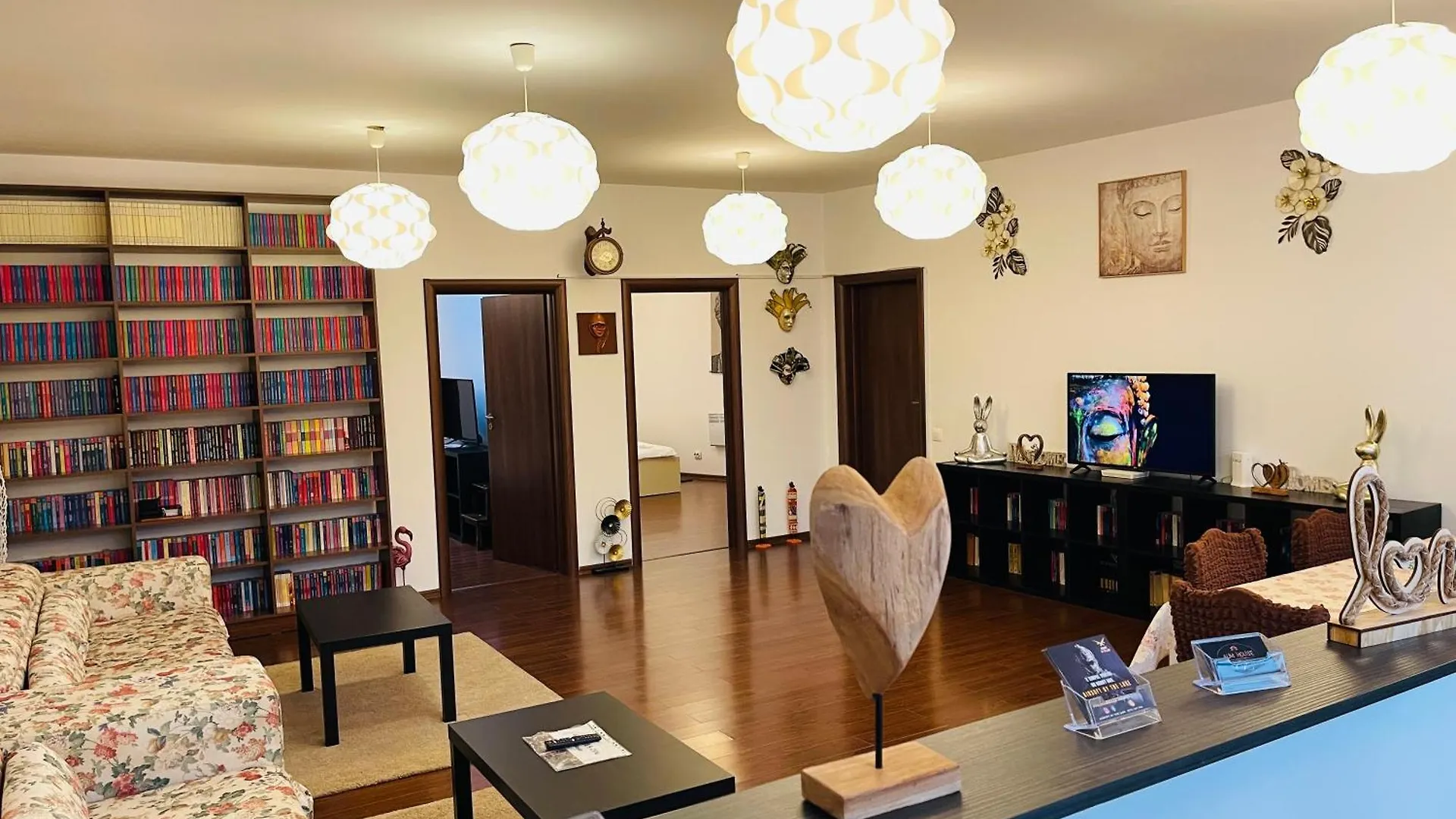 Aum House Villa Bucharest
