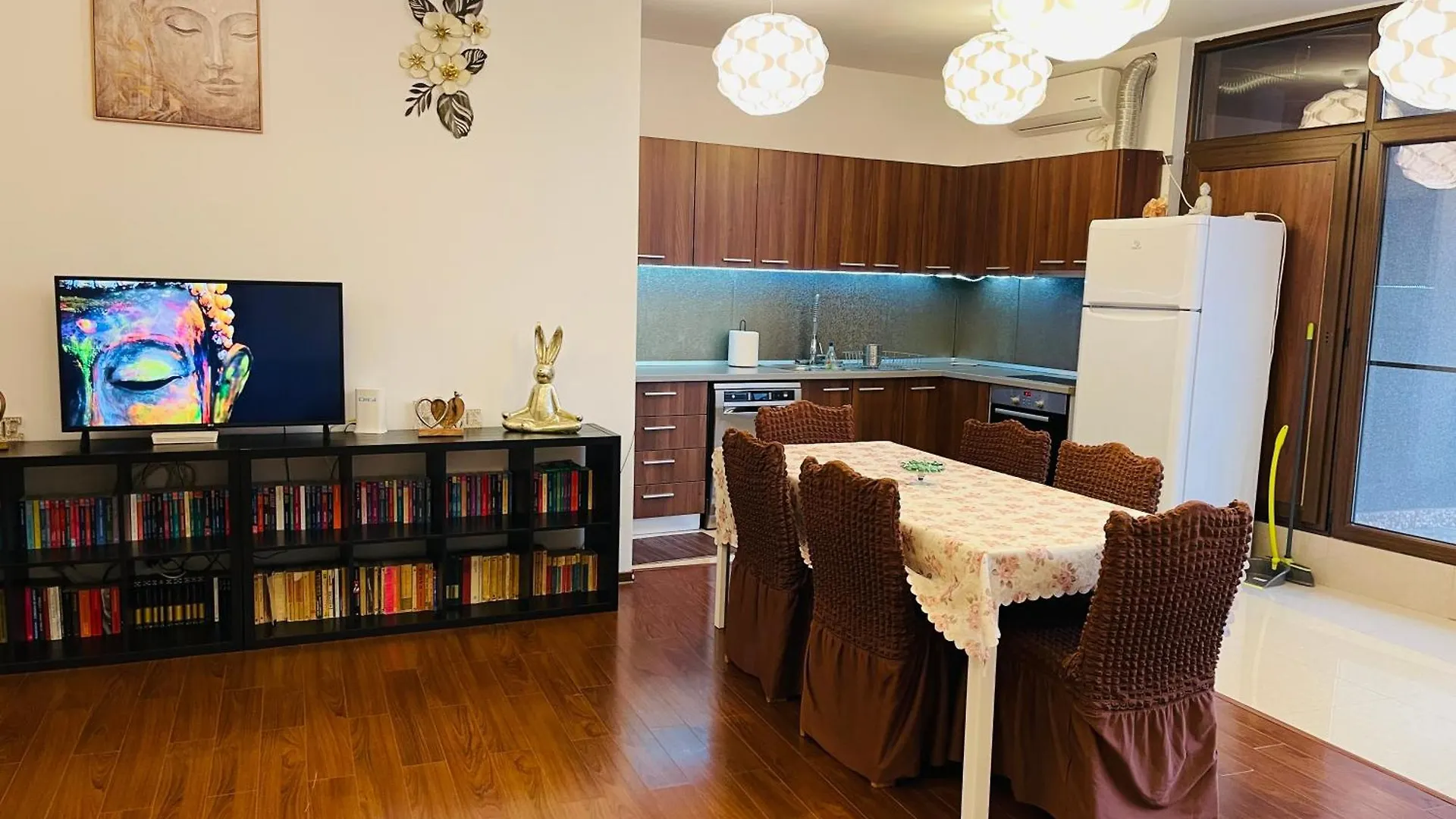 Aum House Villa Bucharest